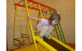 Хватает до школьного возраста